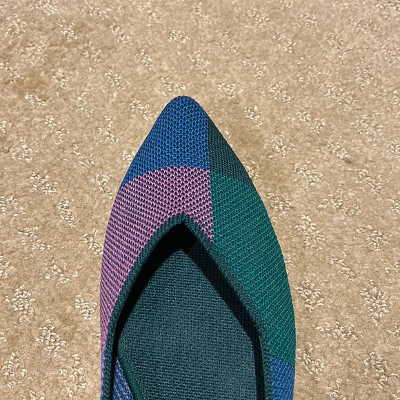 Rothy’s limited edition super cute Point color block pattern, size 10 - Picture 3 of 4